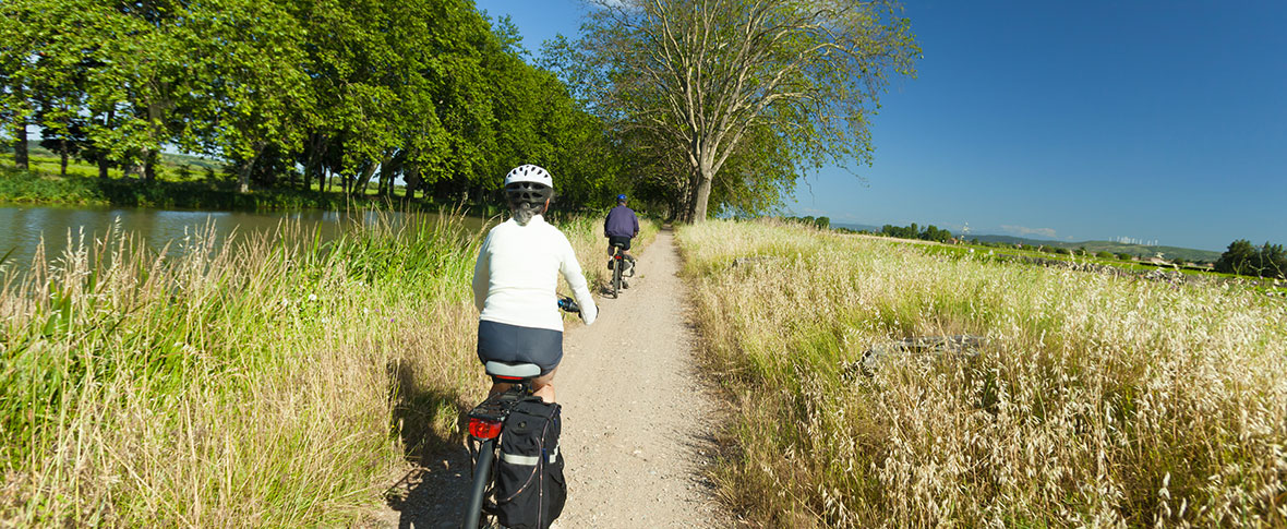 Des vacances natures, en découvrant le territoire à vélo sur les pistes cyclables et voies vertes de France